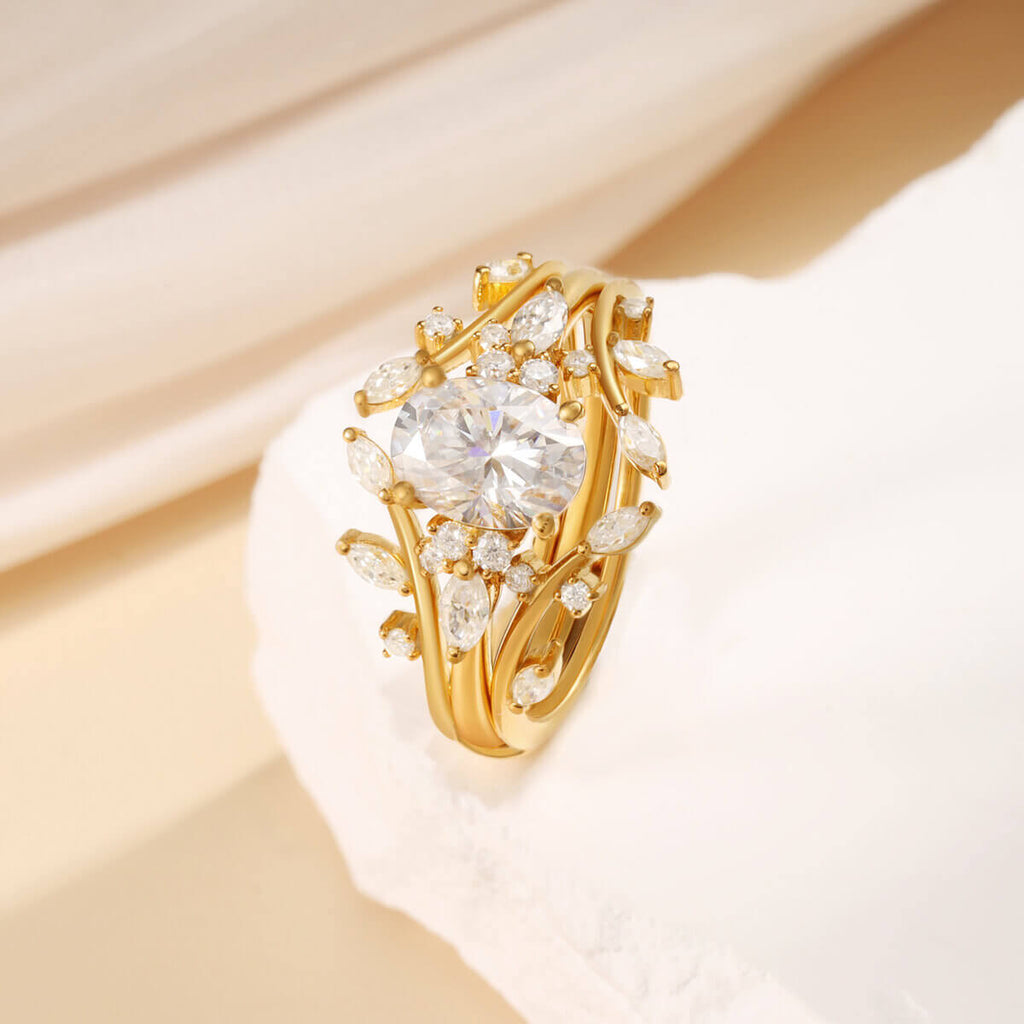Oval Cut Moissanite Engagement Ring Set 18K Yellow Gold